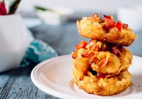 For a family-friendly breakfast or brunch, Southwest Tater Tots Bites deliver big flavor in a scrumptious bite-sized package.