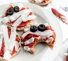 Halloween Recipe: Cheesy Mummy Pizzas